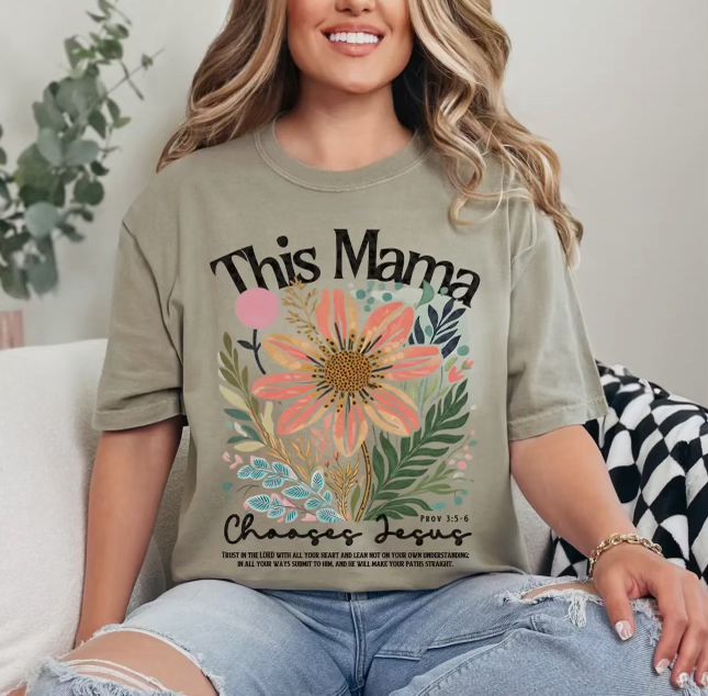 RD This Mama Chooses Jesus Tee
