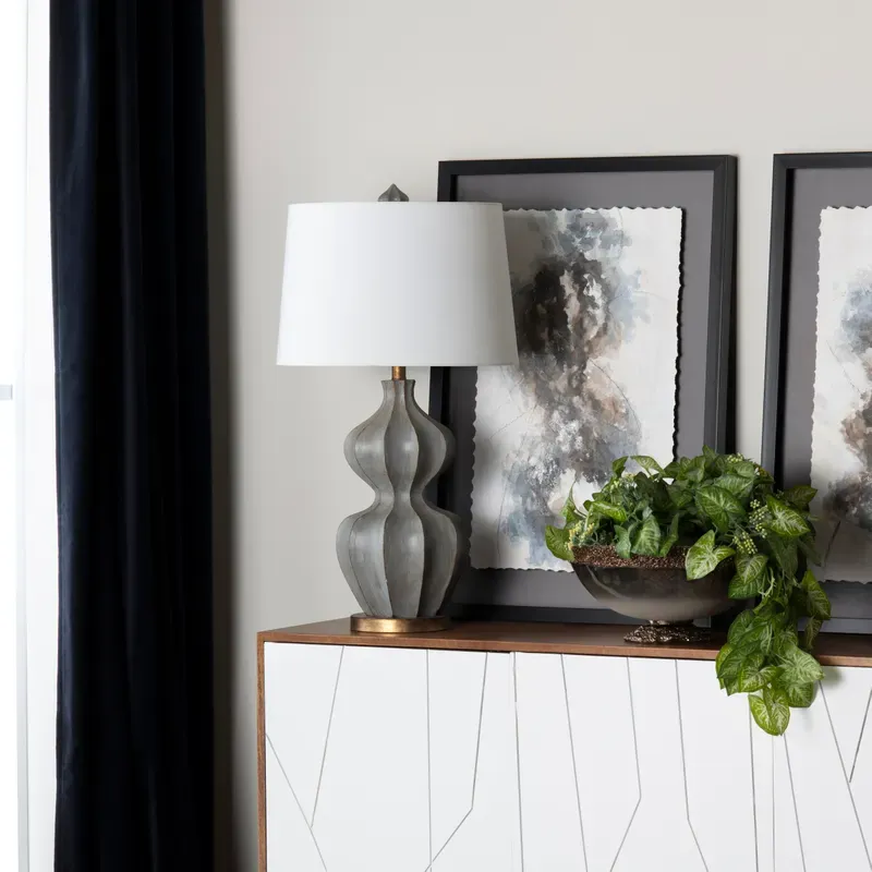 Garnet Table Lamp