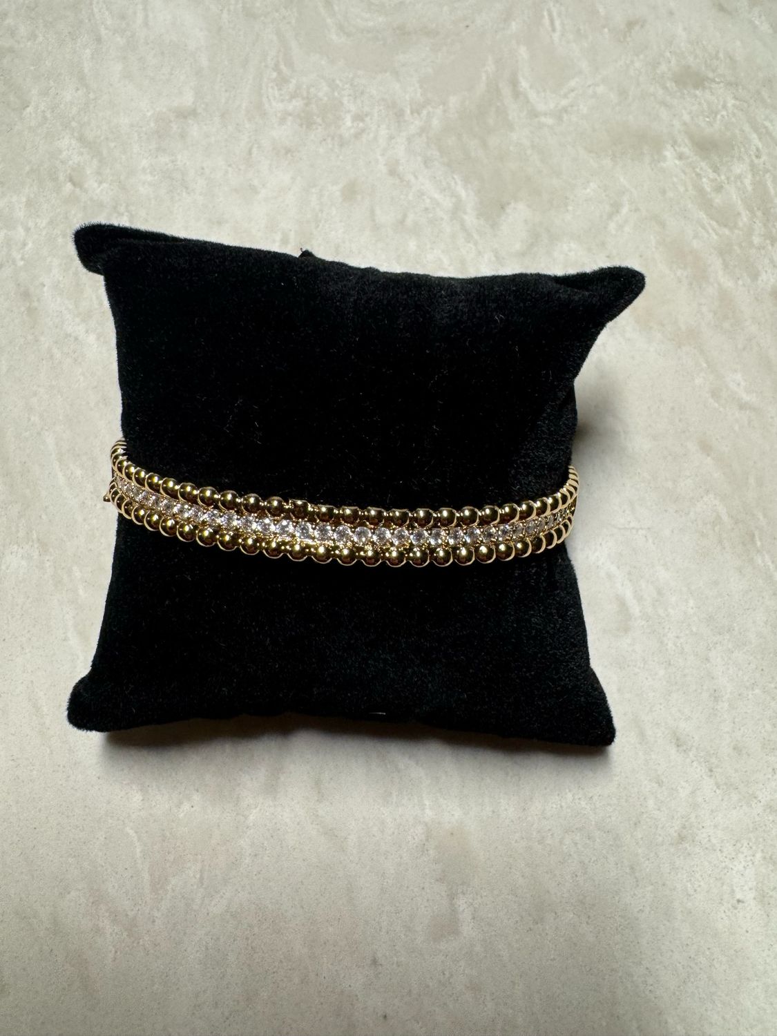 VG Gold Bangle