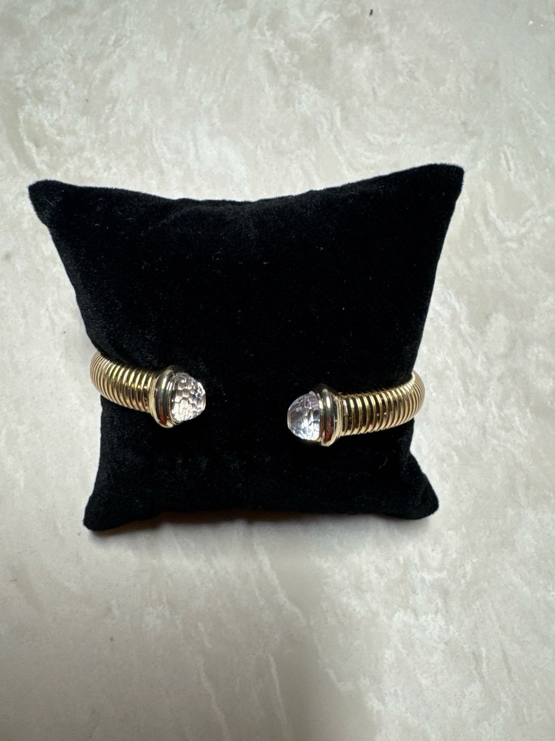 VG Gold Clear Cuff