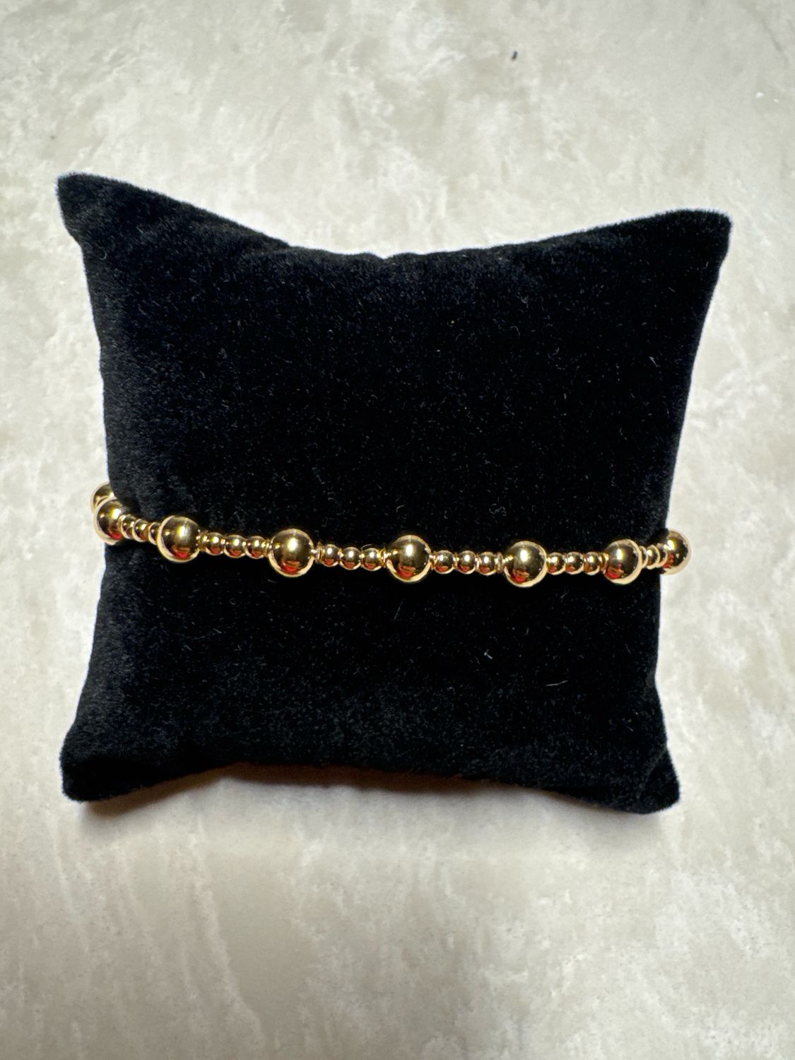 VG Single Beaded Stretch Bracelet