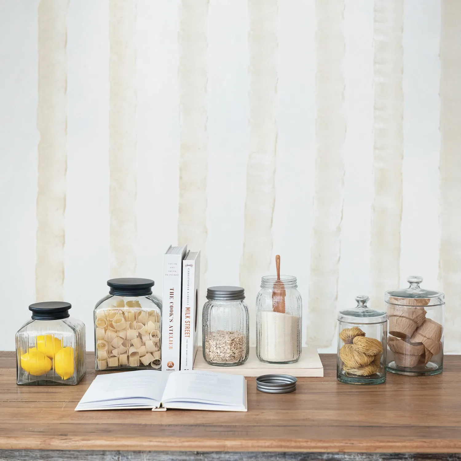 7 Cup Glass Jar w/ Lid