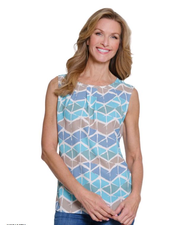 Trimlt Tuck Frt Bttn Back Top