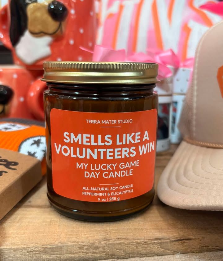 Smells Like a Volunteers Win Candle-Peppermint+Euc