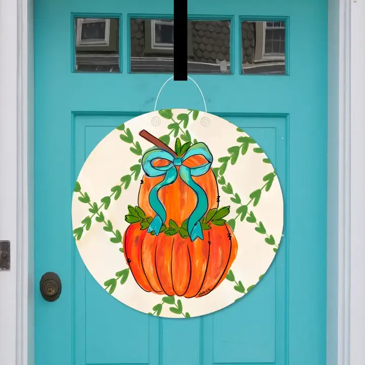 VG Greenery Stacked Pumpkin w Bow Doorhanger