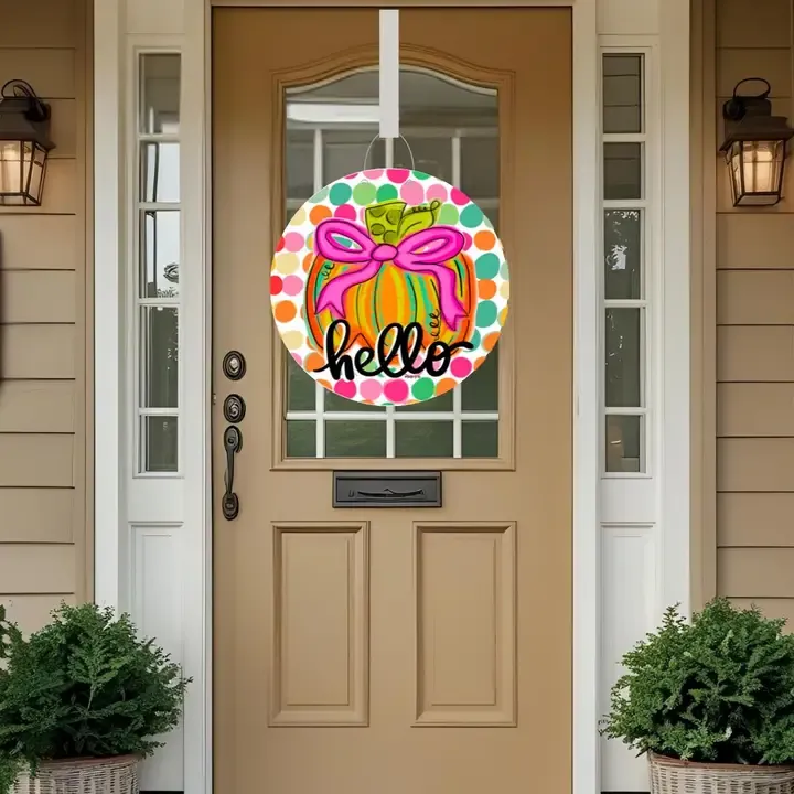 VG Happy Dot Pumpkin Doorhanger