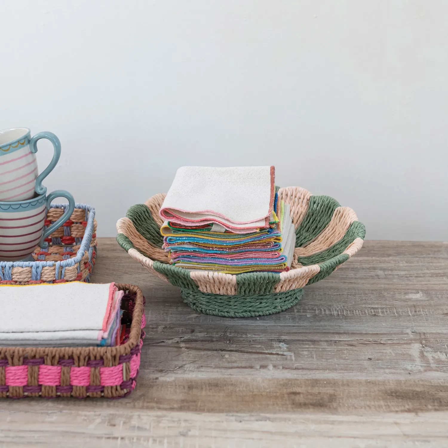 DG0103-Paper Rope Scalloped Footed Bowl w Stripes