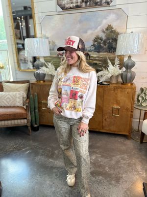 Mid-Rise Camo Graphic Pants