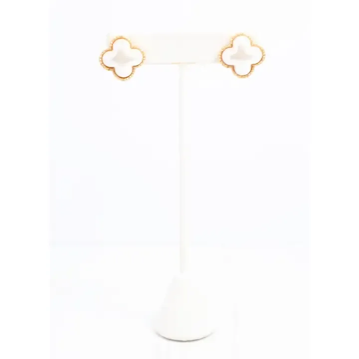 Massey Clover Stud Earring Pearl