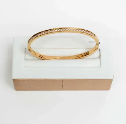VG Diamond Bangle