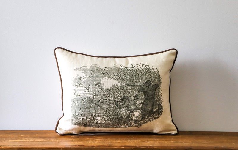 Duck Hunting Scene Pillow+Piping