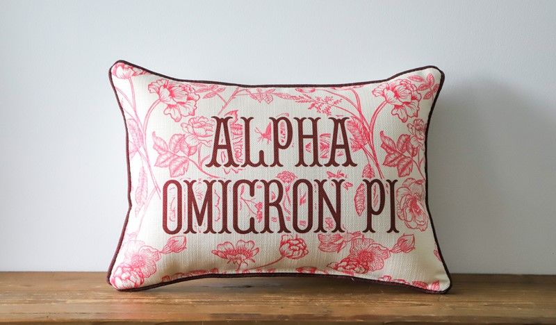 Alpha Omicron Pi Toile W/Piping