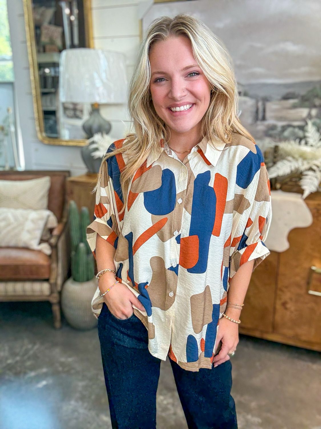CH Abstract Escape Top