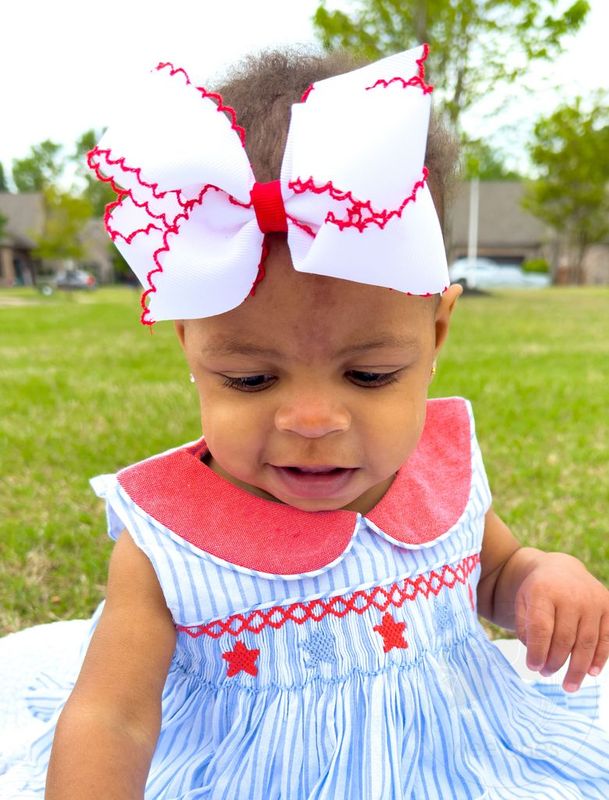 CH White/Red Moonstitch Bow