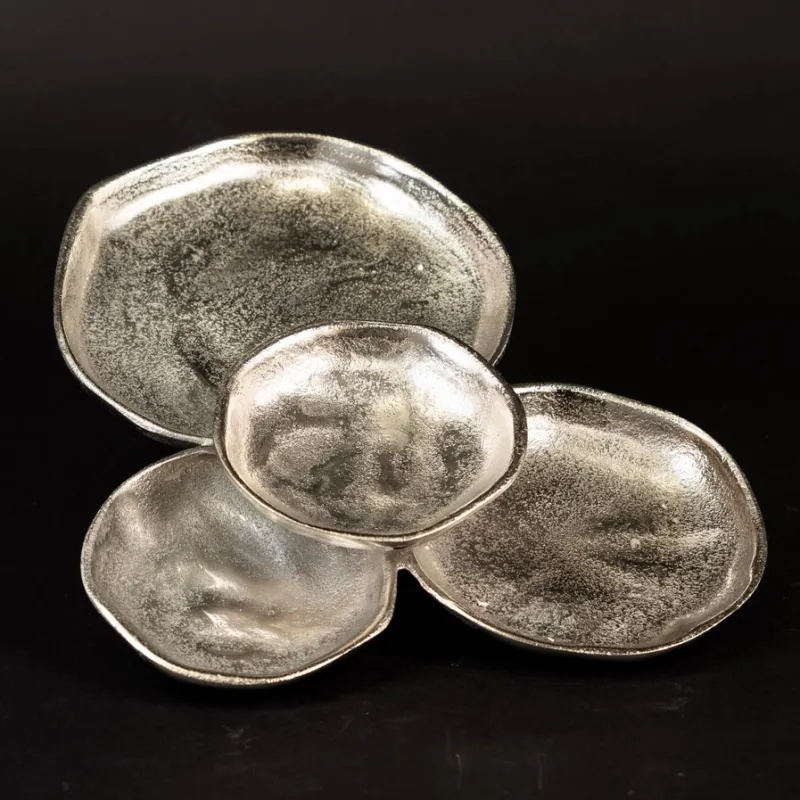 VG Silver Textured 4 Plate Cluster Dish
