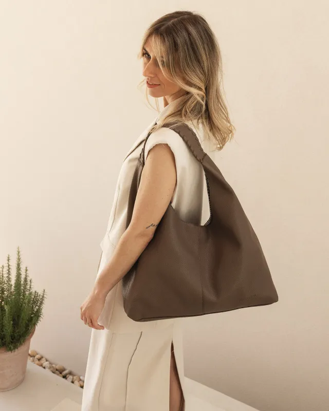 Avery Shoulder Bag-Mocha