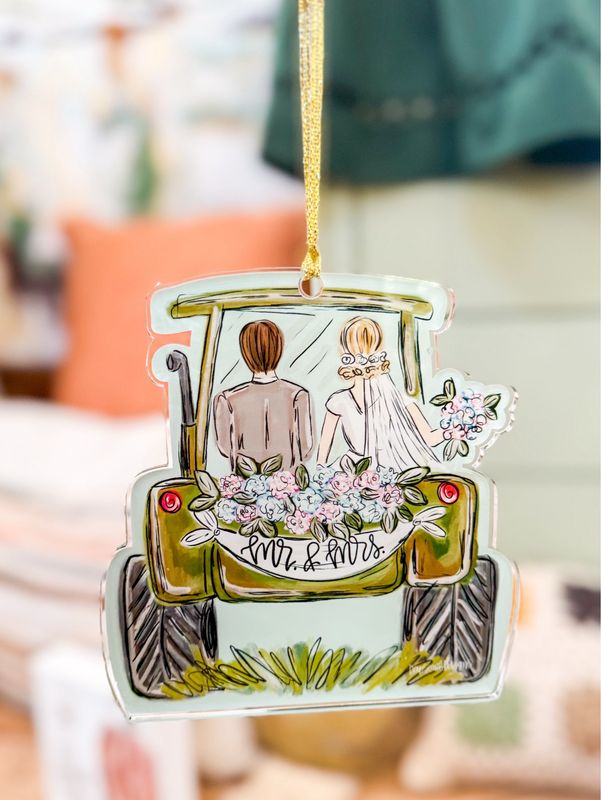 VG Mr &amp; Mrs Green Tractor Ornament