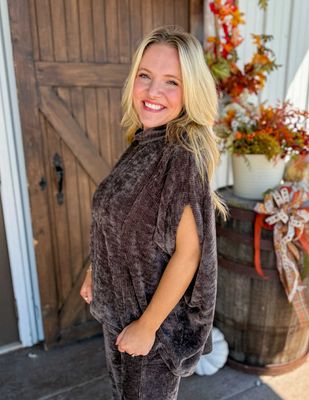 CH Cuddle Up Top-Brown