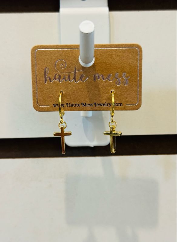 Huggies with Cross #470