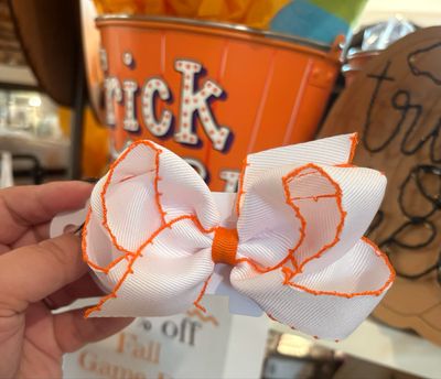 CH Orange/White Moonstitch Bow