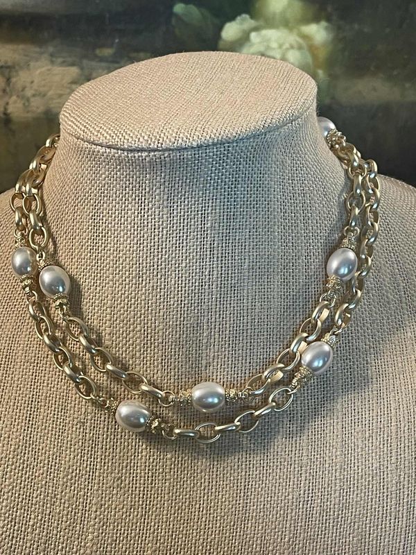 VG Elizabeth Necklace