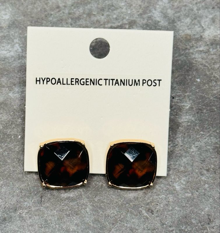 VG Julie Earrings-Tortoise