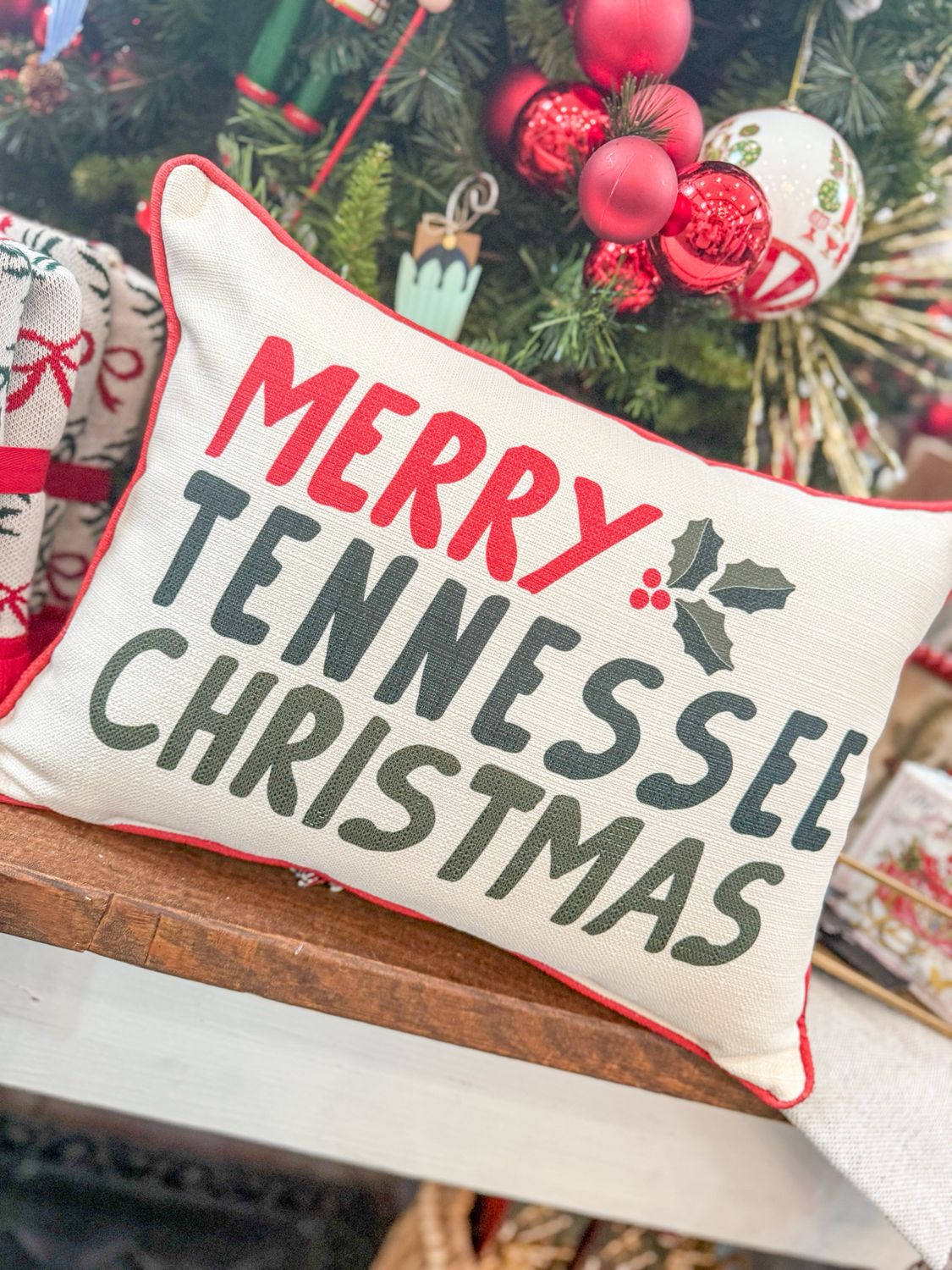 Merry TN Christmas Holly Berries + Piping