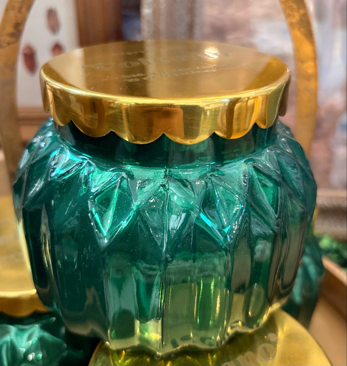 Volcano Royal Gem Signature Candle