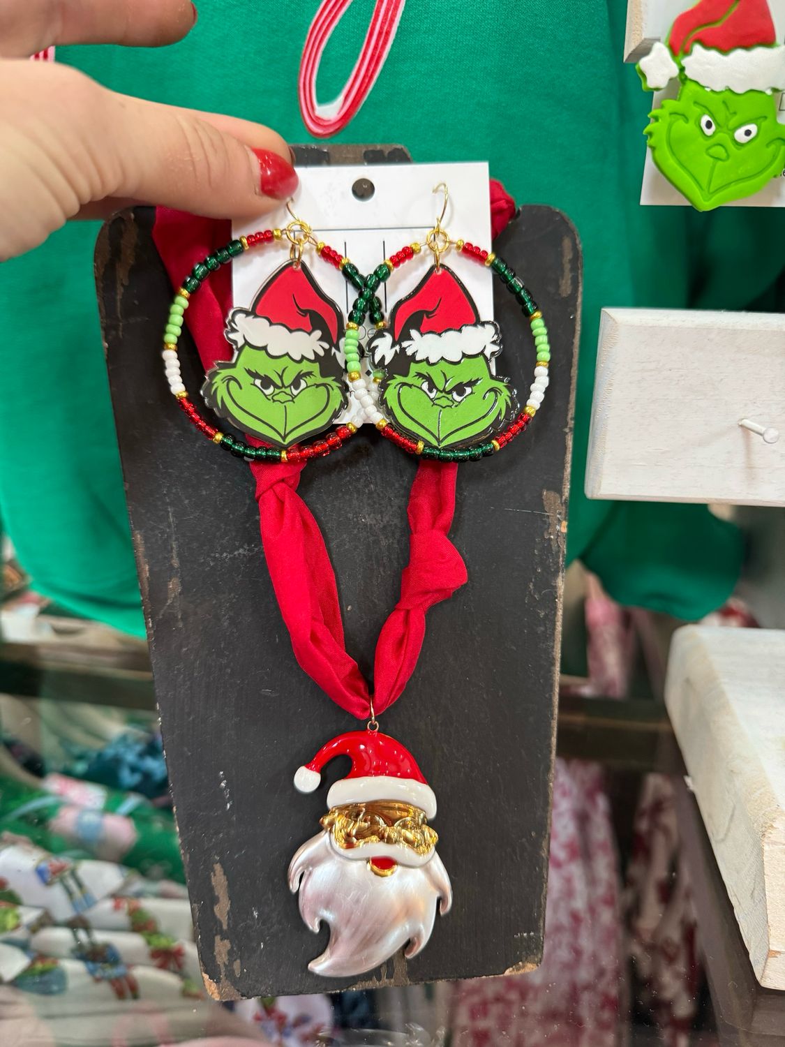 Grinch In Circle Earring