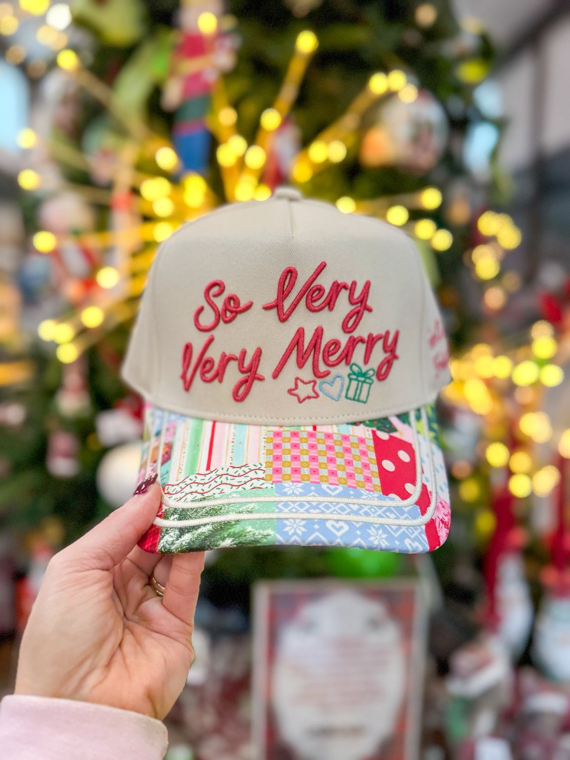 RD So Very Very Merry Hat