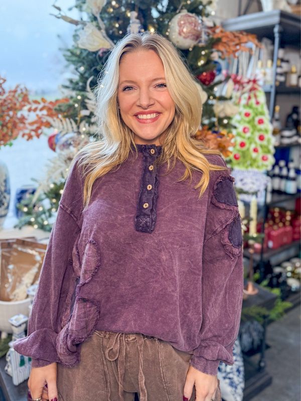 RD Eggplant Daisy Henley Top