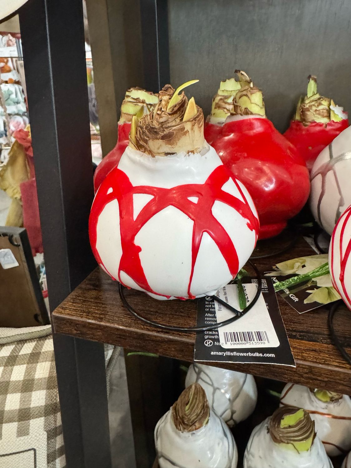 VG Picasso White-Red Splatter