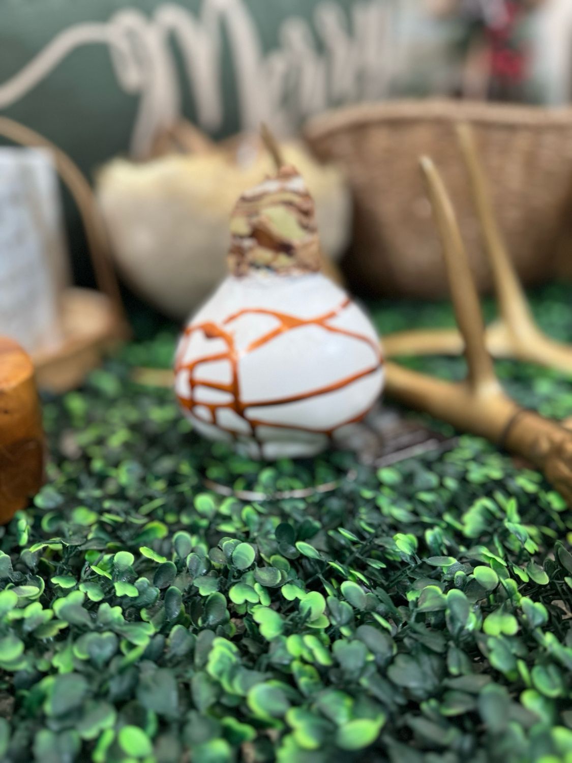 VG Picasso White-Copper Lacquer Splatter