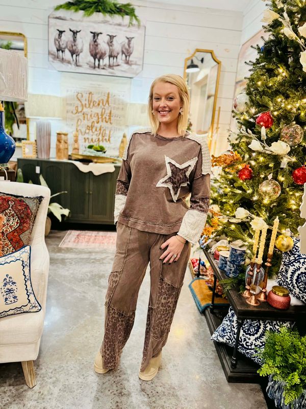 Ashed Oak Animal Print Pant