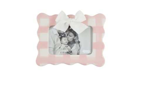 Horizontal Pink Bow Frame