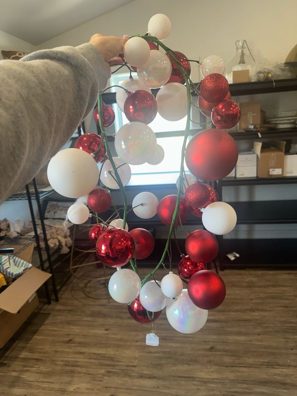 4' Red White, Irid. Ball Garland
