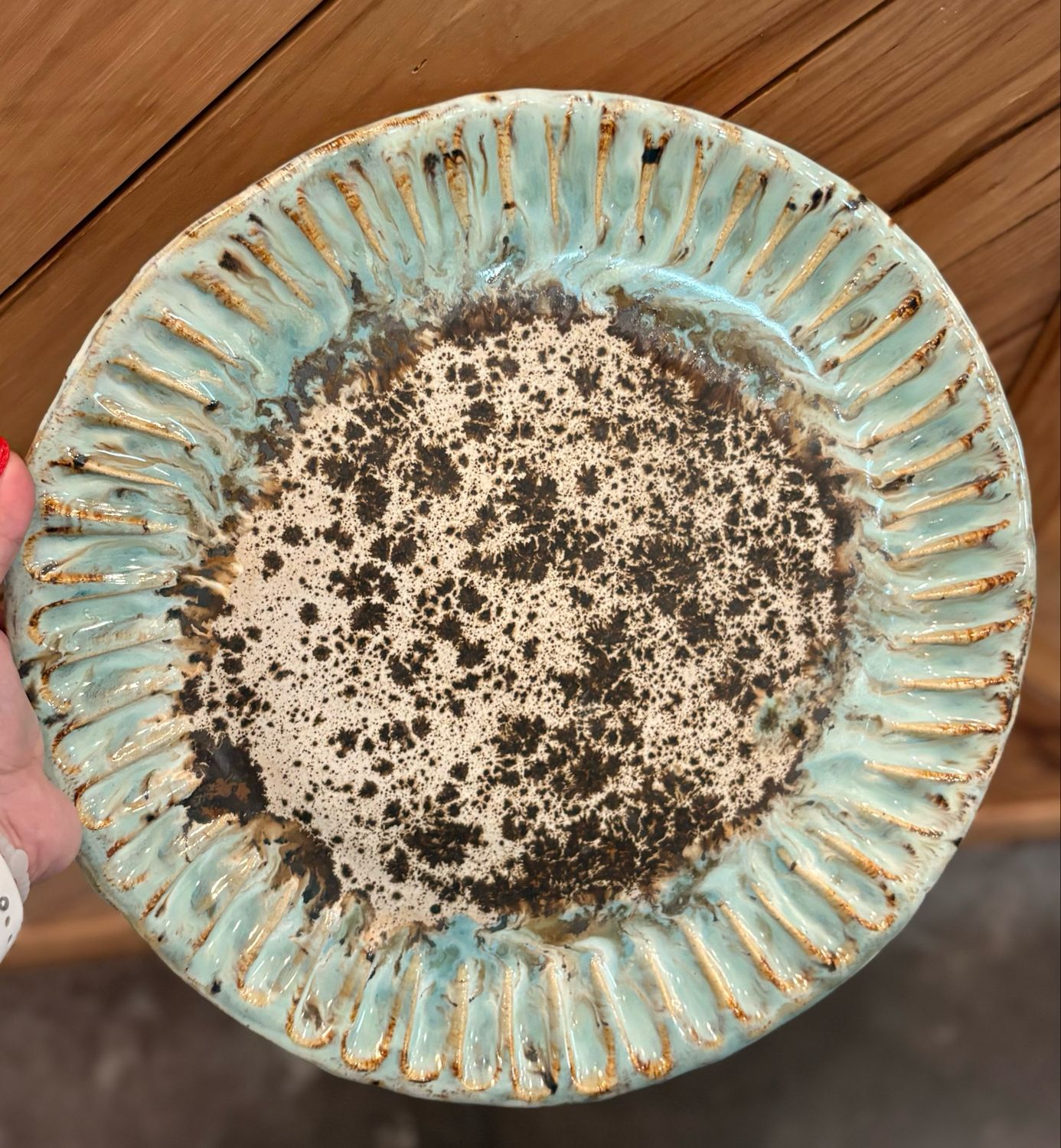 VG Pleated Platter-Delta Blue