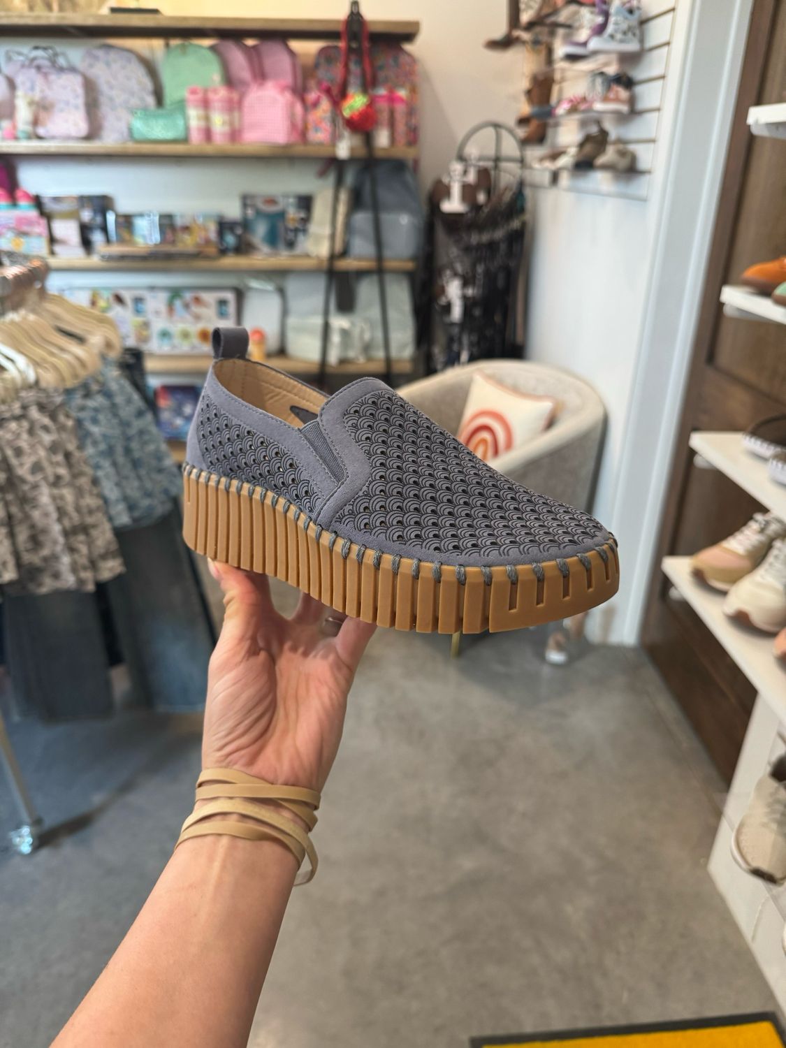 Slip-On Wedge-Ombre Blue