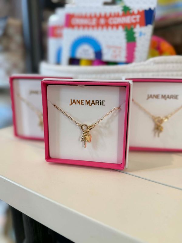 Gold Paperclip Chain Gold Heart Necklace