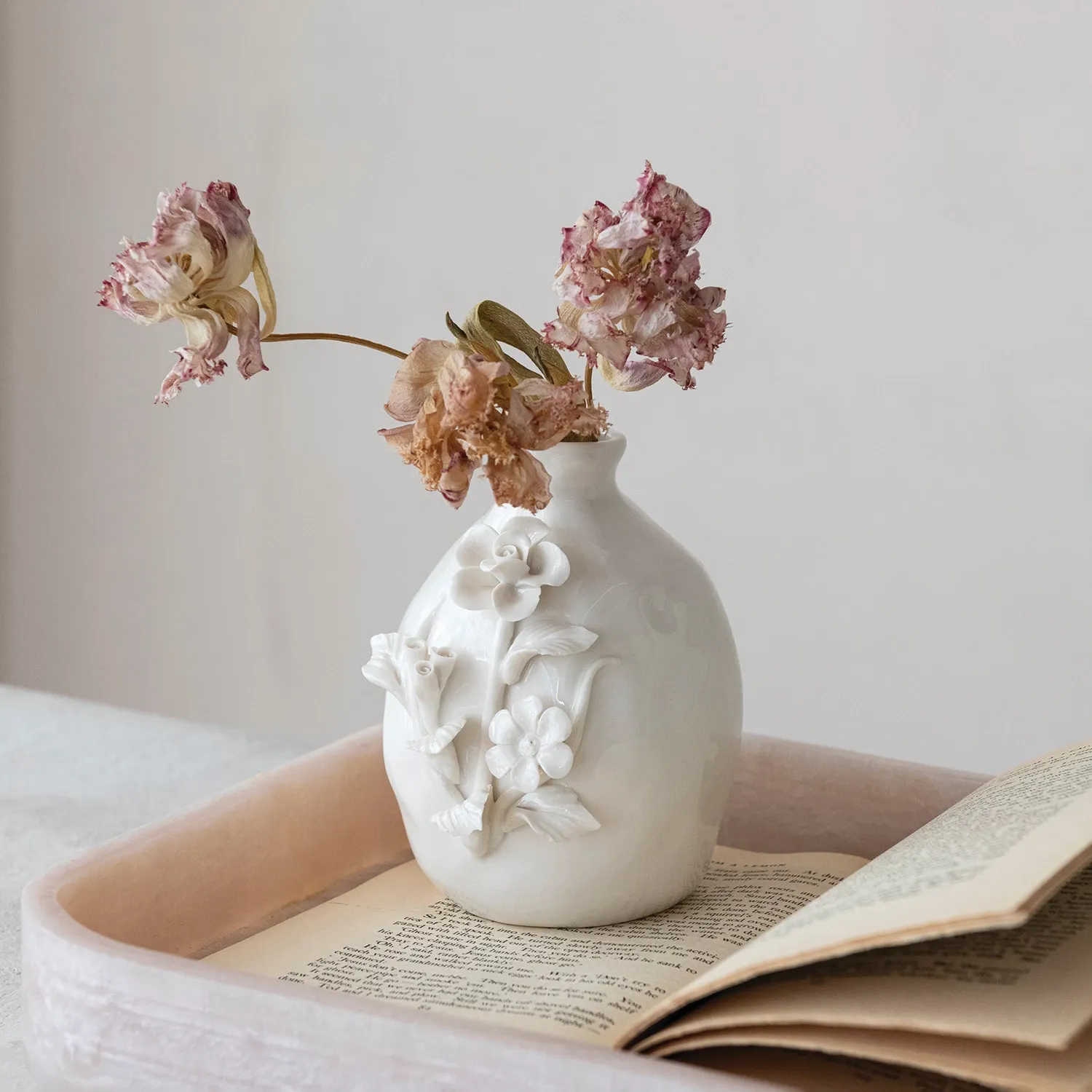DG2411-White 3D Flower Vase
