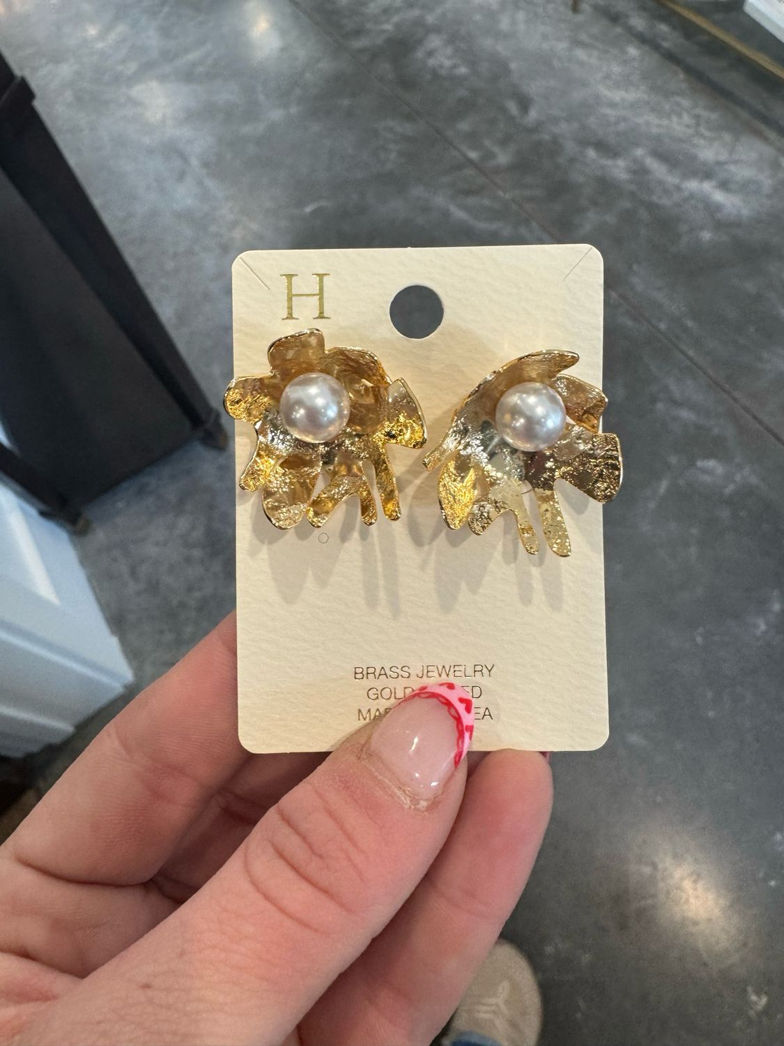 RM Pearl Shell Earrings