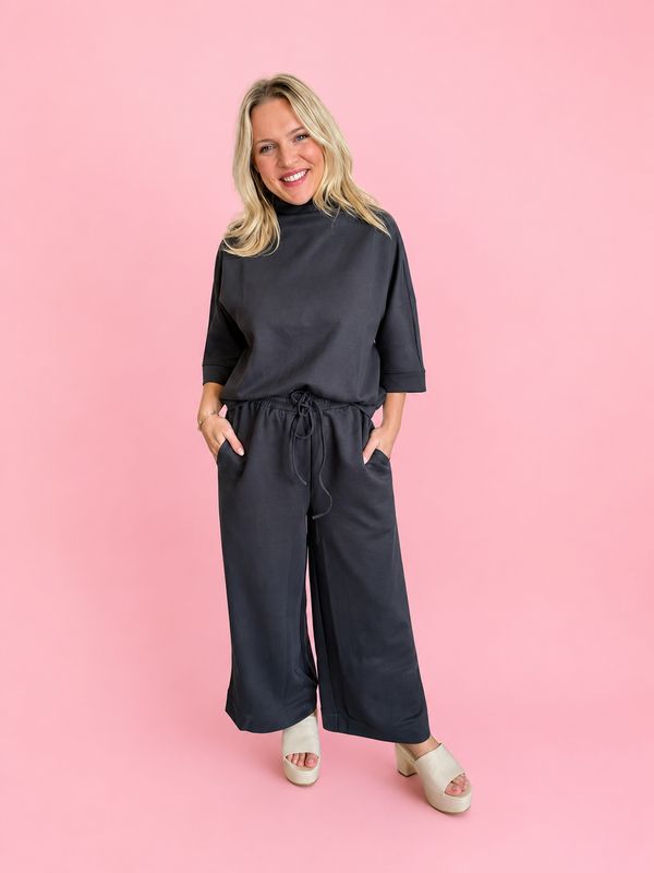 VG Charcoal Scuba Pants