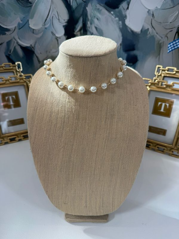 VG Pearl w Gold Chain Necklace