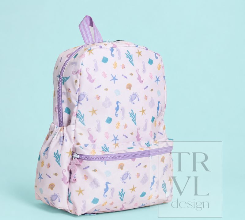 Backpacker-Seaside