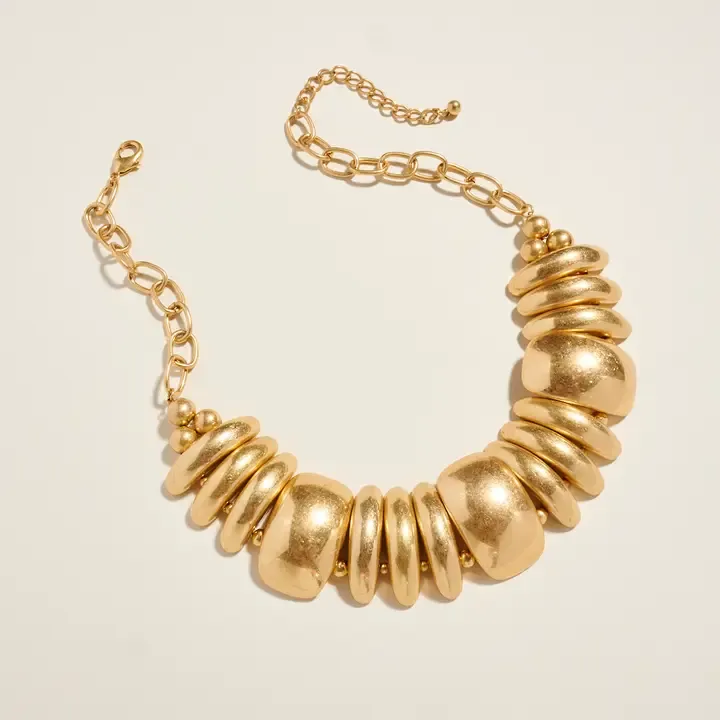 VG Chunky Vintage Metal Necklace