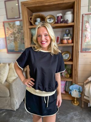 VG Daily Life Top-Black