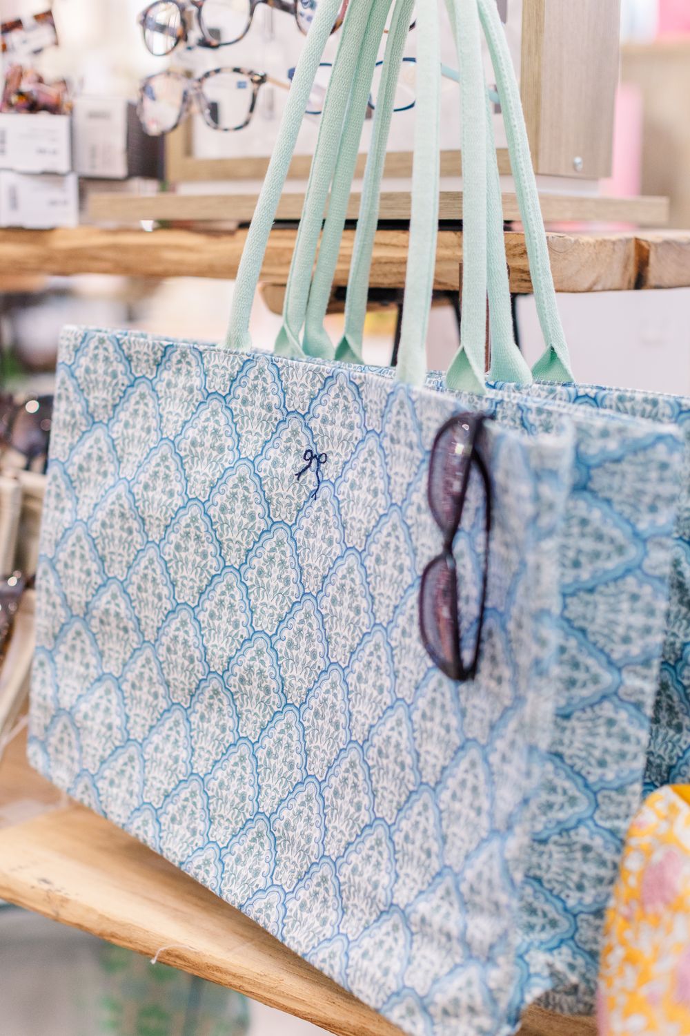 VG Blue Scallop Tote