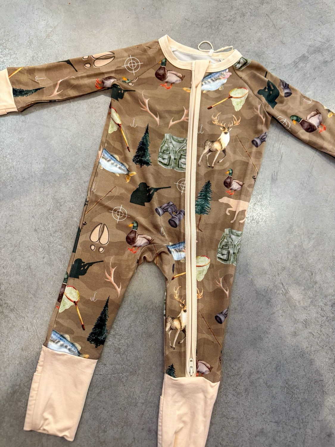 CH Hunt Fish Love Bamboo Zippy