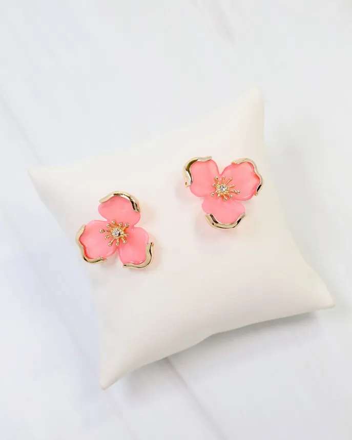 Eveleth Flower Earring-Pink