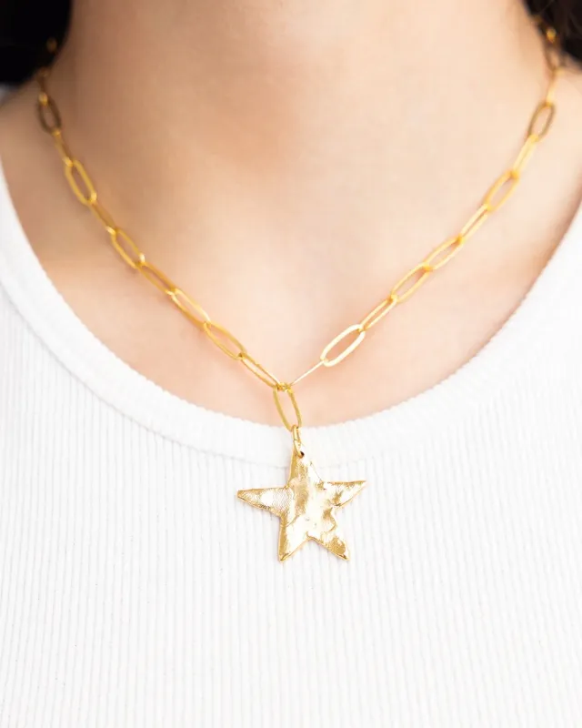 VG Large Gold Star On Med Paperclip Necklace